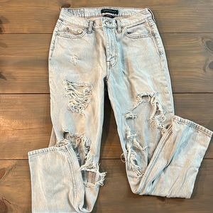 Good condition mom jeans from Aeropostale sz 2
